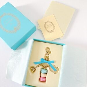 Les secrets LANDURÉE Paris keychain